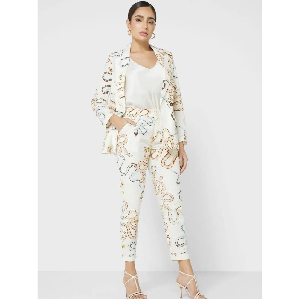 Never fully Dressed Printed High Waist Pants